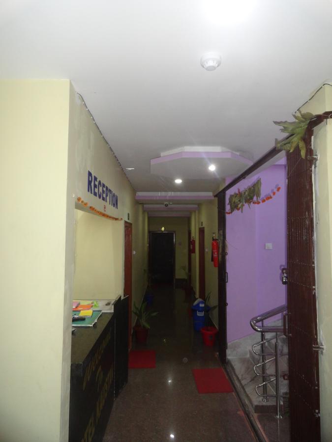 Hotel Kaustav Tezpur Exteriör bild